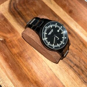 Kenneth Cole Reaction Black and Silver Men's Watch